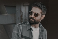 آوای "هلهله آغاز کن" در برج میلاد می&zwnj;پیچد/ کنسرت حمید هیراد