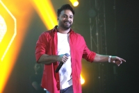 گزارش تصویری کنسرت 27تیر "بابک جهانبخش"