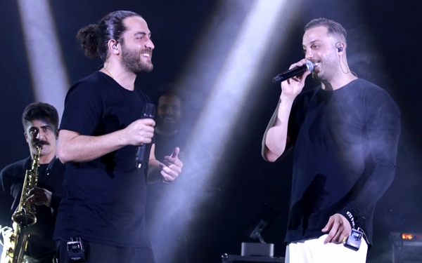 گزارش تصویری کنسرت 30 خرداد " آرش و مسیح "