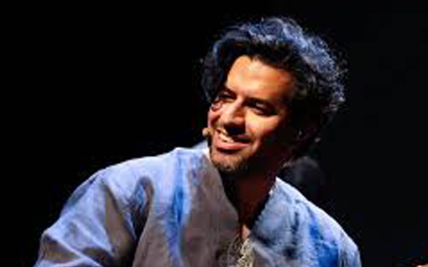 سهراب پورناظری &laquo;سیصد&raquo; را با داستانی تازه به صحنه می&zwnj;برد