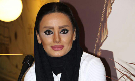 اولین مجموعه ترانه نرگس جعفری رونمایی شد