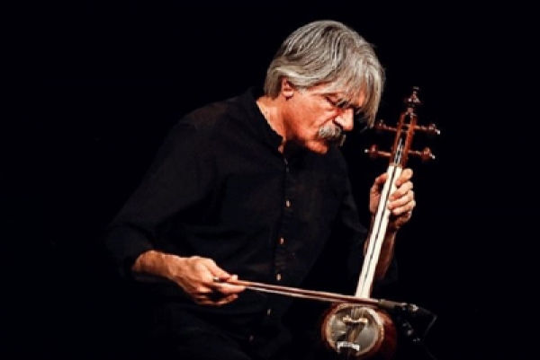 کیهان کلهر کنسرت &laquo;آوای امید&raquo; را روی صحنه می&zwnj;برد