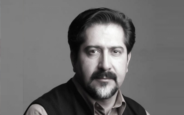 &laquo;بوسه برماه&raquo;از حسام&zwnj;الدین سراج منتشر شد