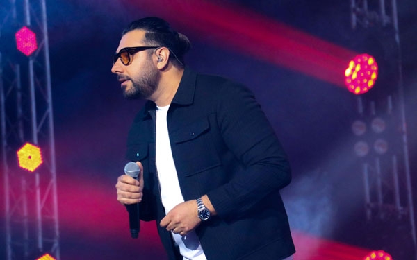 گزارش تصویری کنسرت 10 فروردین " احسان خواجه امیری"